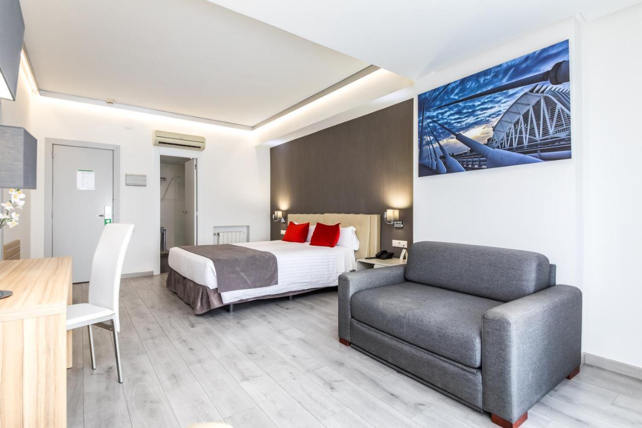 Sweet Hotel Renasa Valencia Room photo