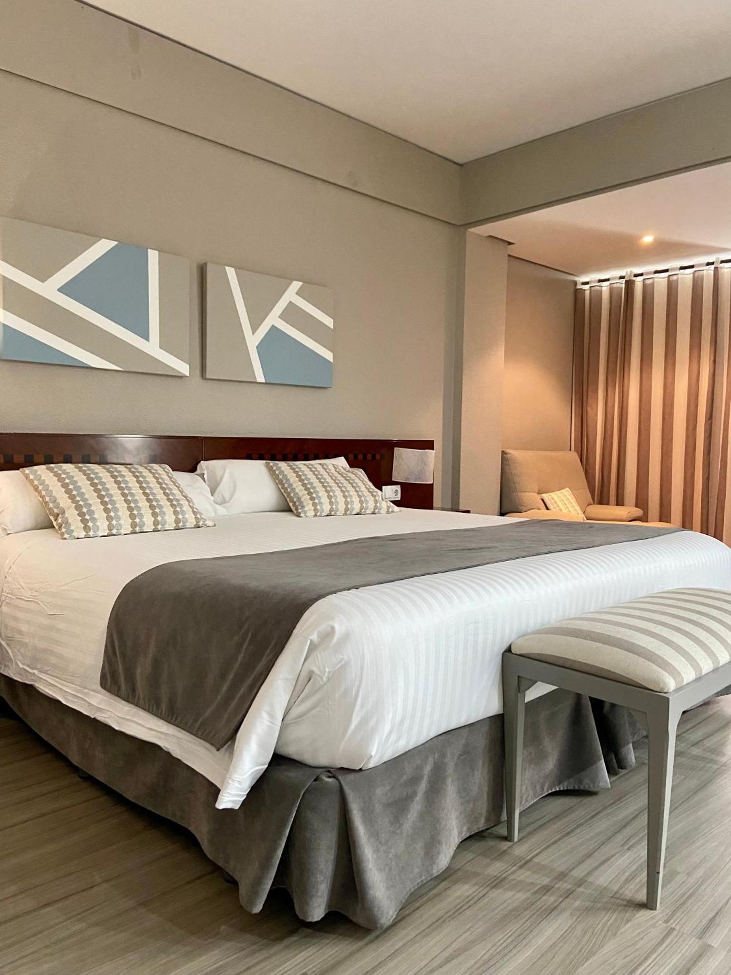 Sweet Hotel Renasa Valencia Room photo