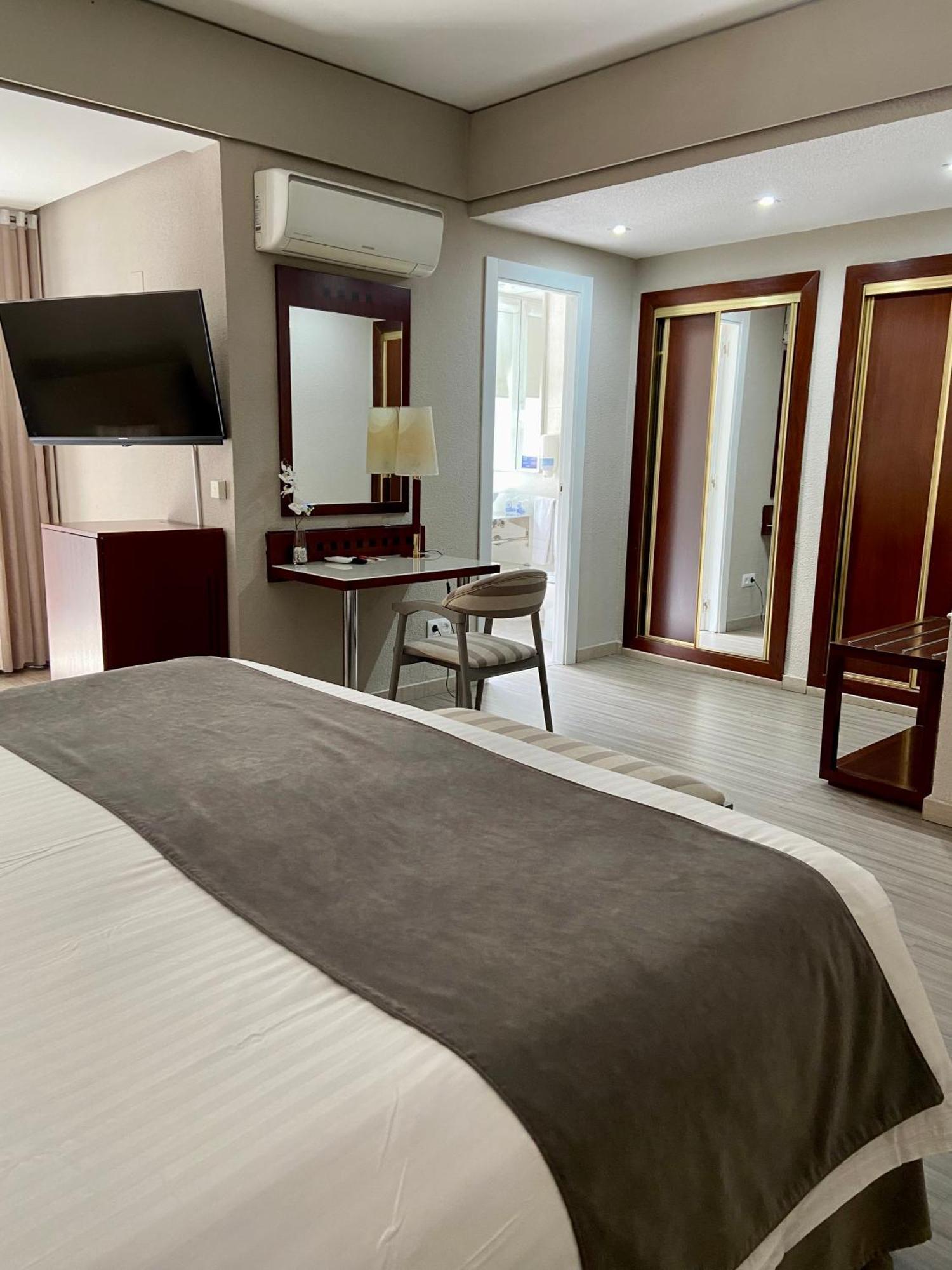 Sweet Hotel Renasa Valencia Room photo